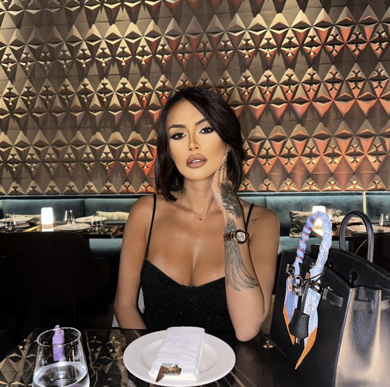 eskisehirescortseyma-2 Eskişehir Escort Şeyma Delirtecek Kadar Kusursuzum